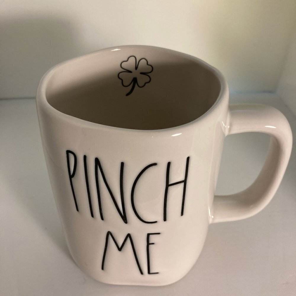 RAE DUNN PINCH ME MUG Large Capacity Mug